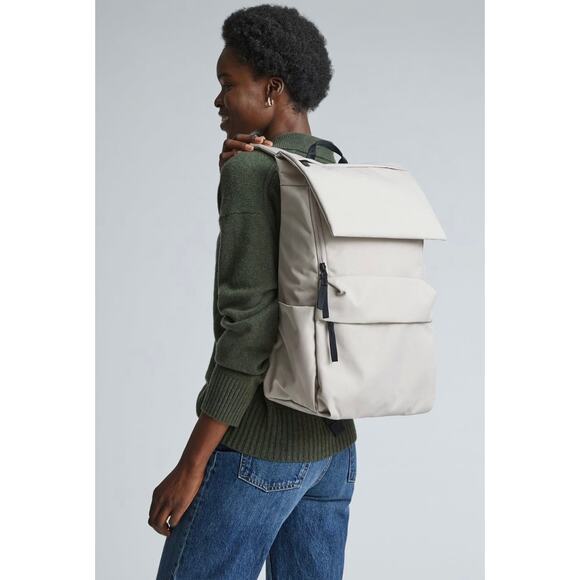 EVERLANE  The ReNew Transit Backpack - Picture 1 of 12
